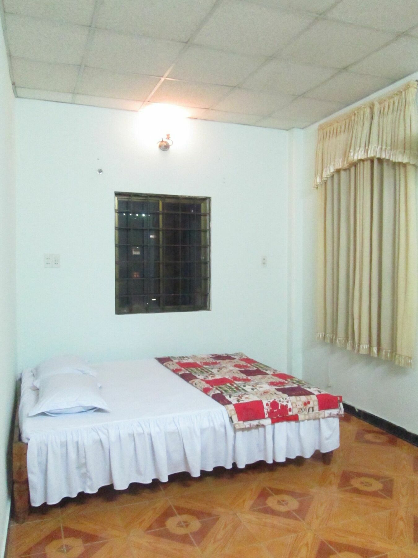 Dimpless Homestay Хюэ Экстерьер фото