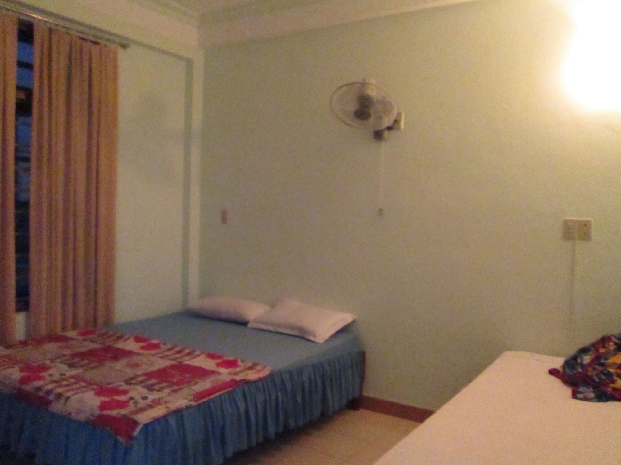 Dimpless Homestay Хюэ Экстерьер фото